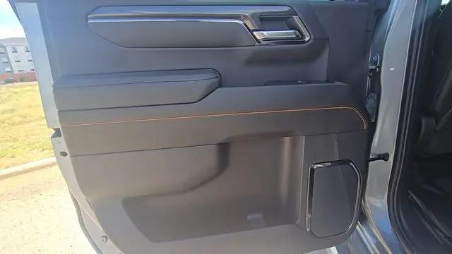 2024 GMC Sierra 1500 4WD Crew Cab Short Box AT4