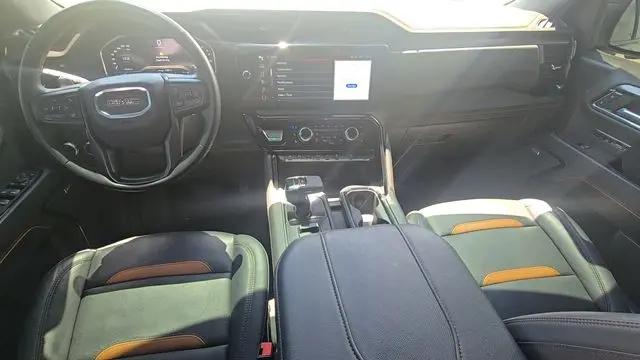 2024 GMC Sierra 1500 4WD Crew Cab Short Box AT4