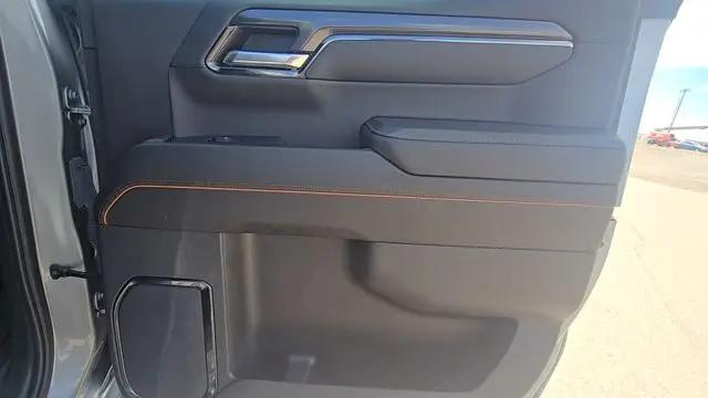 2024 GMC Sierra 1500 4WD Crew Cab Short Box AT4