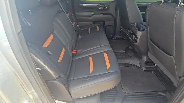 2024 GMC Sierra 1500 4WD Crew Cab Short Box AT4