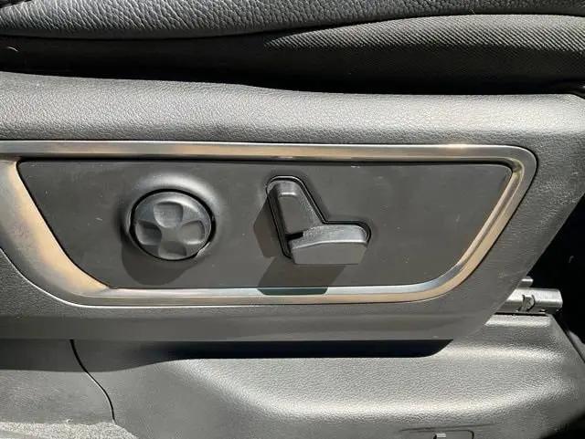 2019 Ram 1500 Limited Crew Cab 4x4 5'7" Box
