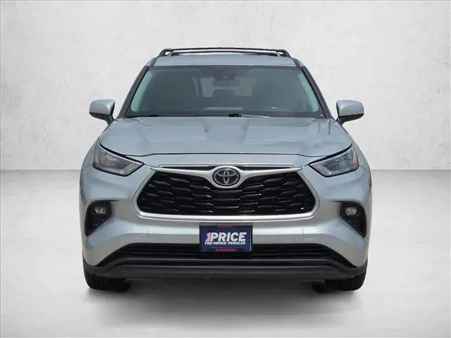 2020 Toyota Highlander LE