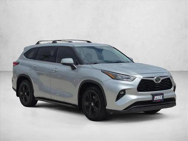 2020 Toyota Highlander LE