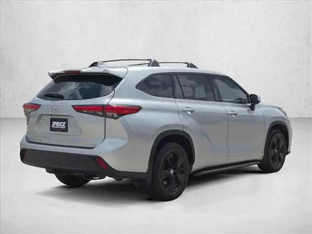 2020 Toyota Highlander LE