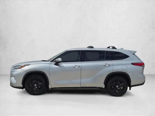 2020 Toyota Highlander LE