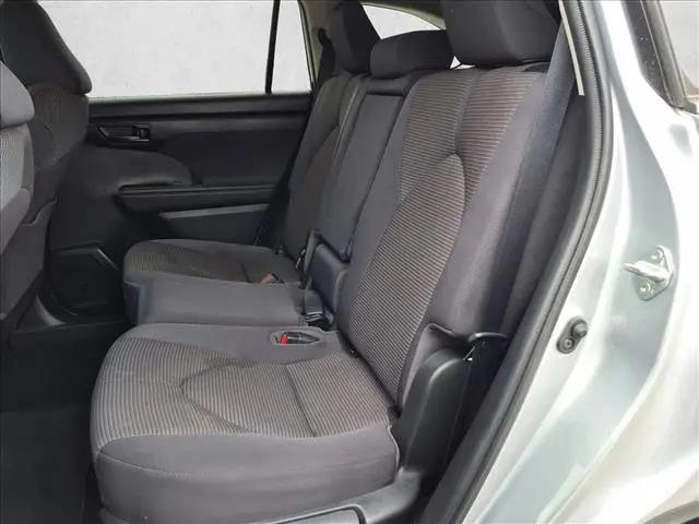 2020 Toyota Highlander LE