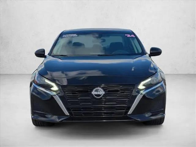 2024 Nissan Altima SV FWD