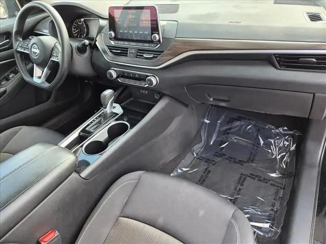 2024 Nissan Altima SV FWD