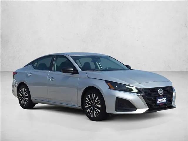 2024 Nissan Altima SV FWD