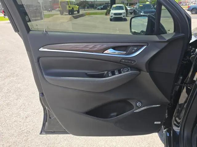 2023 Buick Enclave Avenir AWD