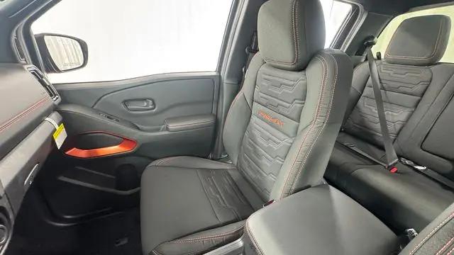 2026 Nissan Frontier Crew Cab PRO-4X 4x4