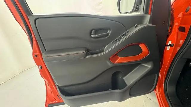 2026 Nissan Frontier Crew Cab PRO-4X 4x4