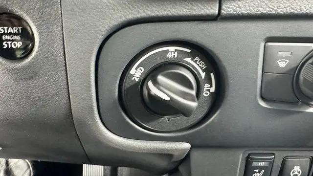 2026 Nissan Frontier Crew Cab PRO-4X 4x4