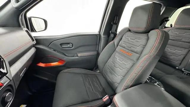 2026 Nissan Frontier Crew Cab PRO-4X 4x4
