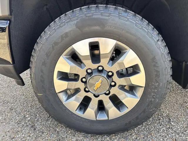 2026 Chevrolet Silverado 2500HD Crew Cab, Standard Bed, WT, 4WD
