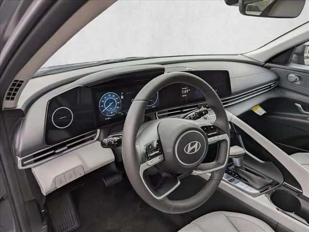 2025 Hyundai Elantra Hybrid Limited