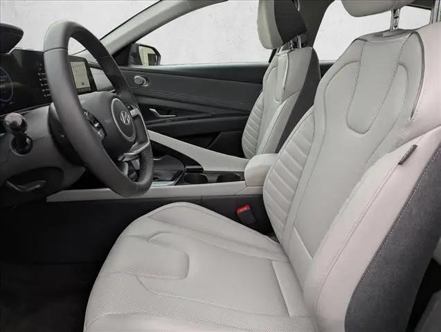 2025 Hyundai Elantra Hybrid Limited