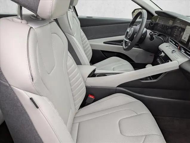 2025 Hyundai Elantra Hybrid Limited