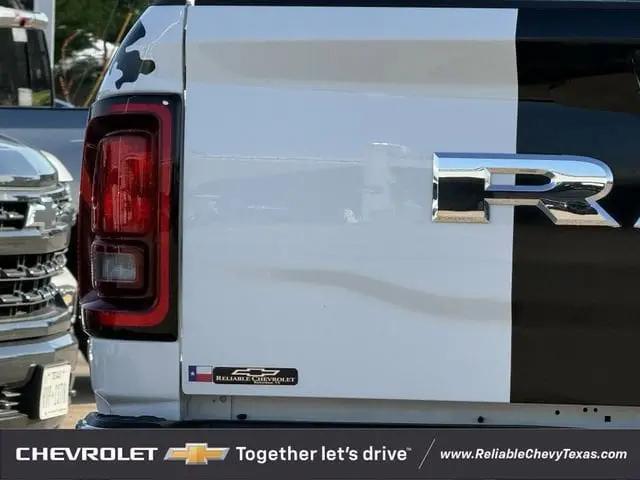 2025 Ram 2500 Tradesman Crew Cab 4x4 6'4" Box