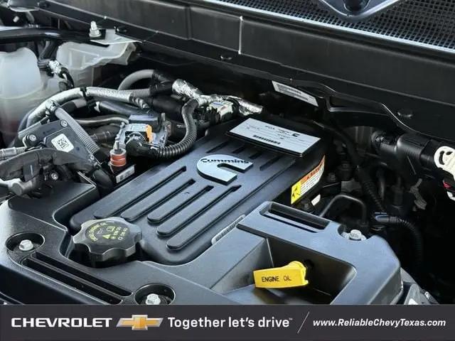 2025 Ram 2500 Tradesman Crew Cab 4x4 6'4" Box