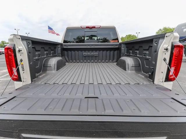 2026 GMC Sierra 1500 Crew Cab, Short Bed, AT4, 4WD