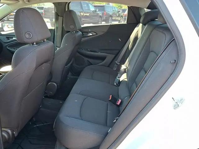 2025 Chevrolet Malibu FWD LS