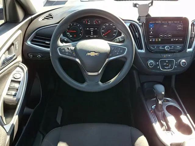 2025 Chevrolet Malibu FWD LS