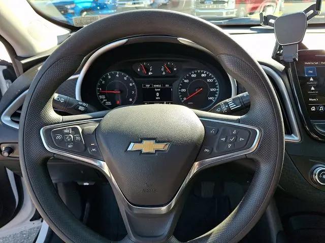 2025 Chevrolet Malibu FWD LS