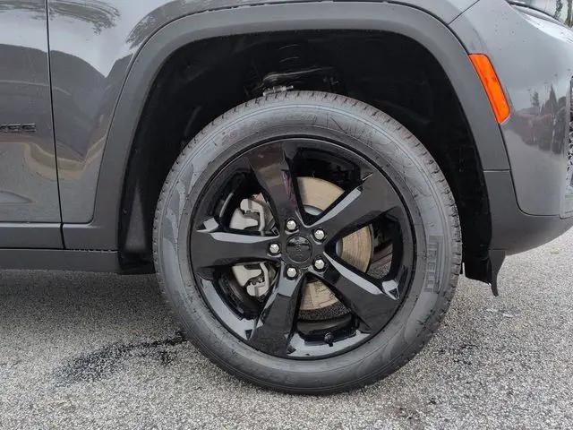 2026 Jeep Grand Cherokee L Limited 4x2