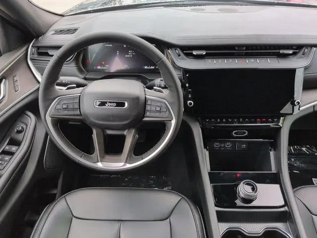2026 Jeep Grand Cherokee L Limited 4x2