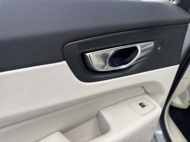 2025 Volvo XC60 Plug-In Hybrid Plus, T8 AWD Electric/Gasoline, Dark