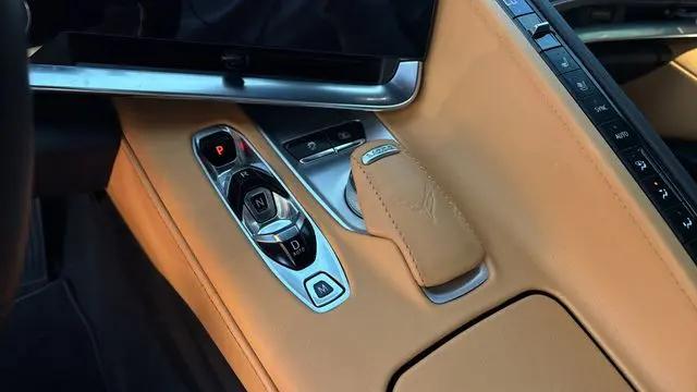 2021 Chevrolet Corvette Stingray RWD Coupe 2LT