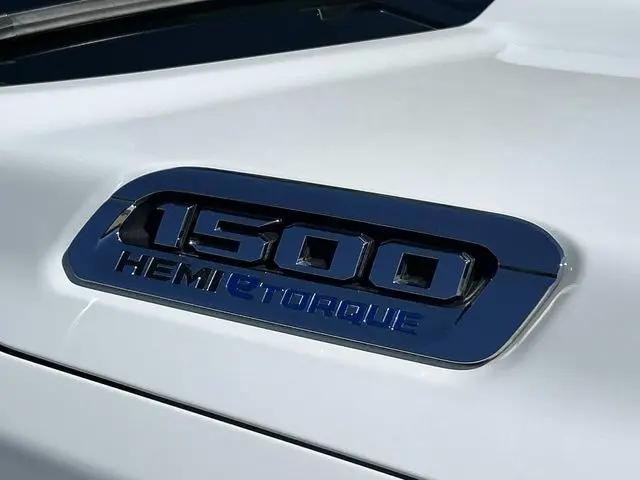 2023 Ram 1500 Big Horn Crew Cab 4x4 5'7" Box