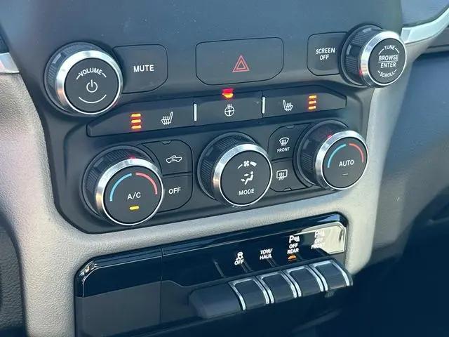 2023 Ram 1500 Big Horn Crew Cab 4x4 5'7" Box