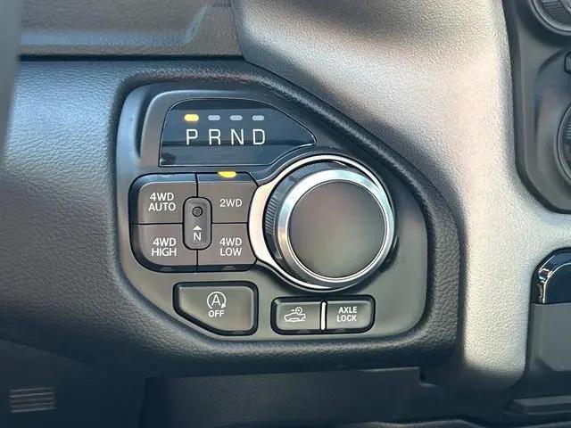 2023 Ram 1500 Big Horn Crew Cab 4x4 5'7" Box