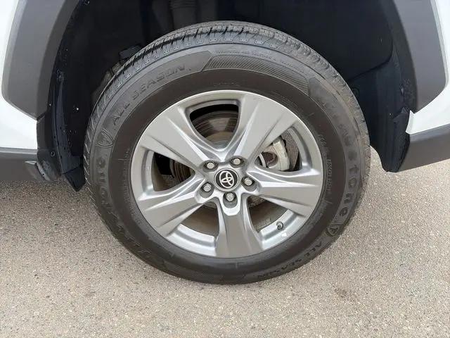 2023 Toyota RAV4 Hybrid LE