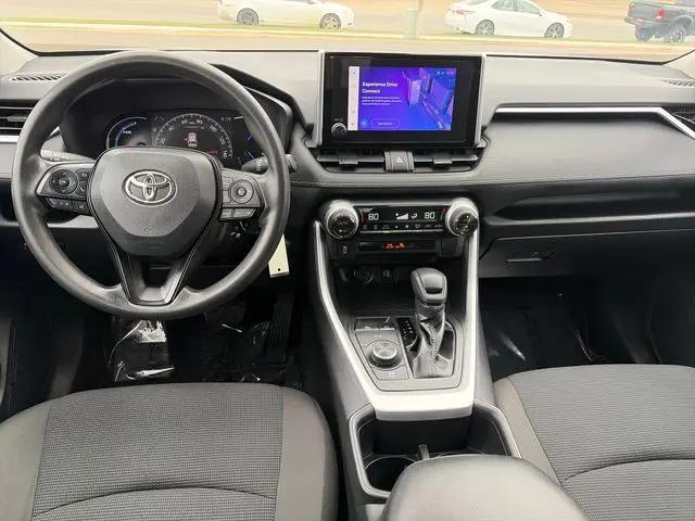2023 Toyota RAV4 Hybrid LE