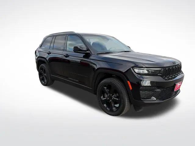 2023 Jeep Grand Cherokee Altitude 4x4