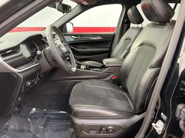 2023 Jeep Grand Cherokee Altitude 4x4