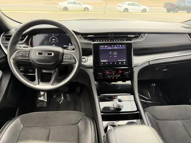 2023 Jeep Grand Cherokee Altitude 4x4