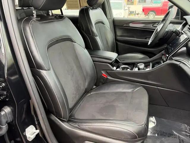 2023 Jeep Grand Cherokee Altitude 4x4