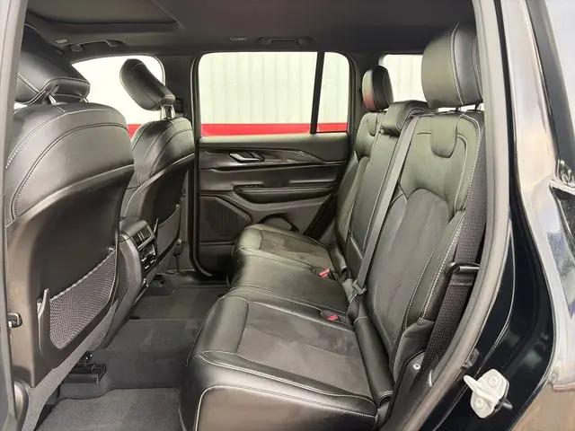 2023 Jeep Grand Cherokee Altitude 4x4