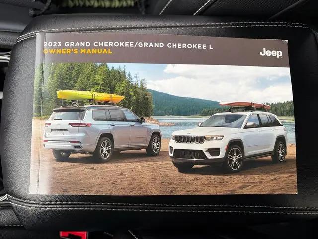 2023 Jeep Grand Cherokee Altitude 4x4