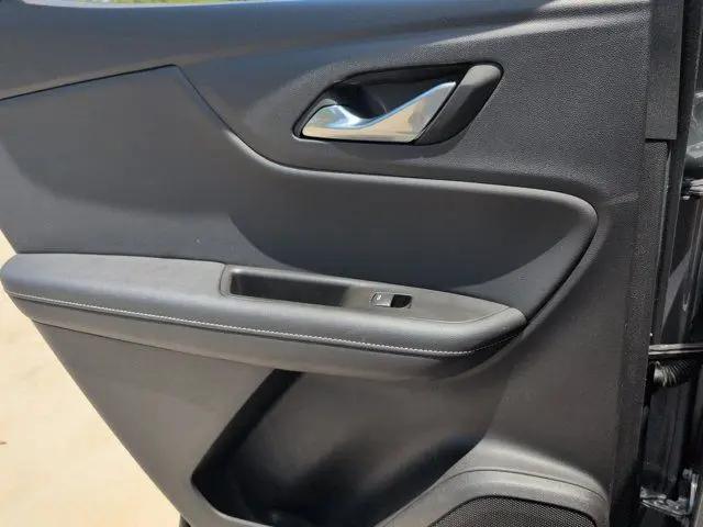 2025 Chevrolet Blazer FWD 2LT