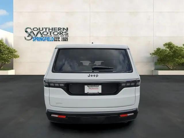 2026 Jeep Grand Wagoneer 4x2
