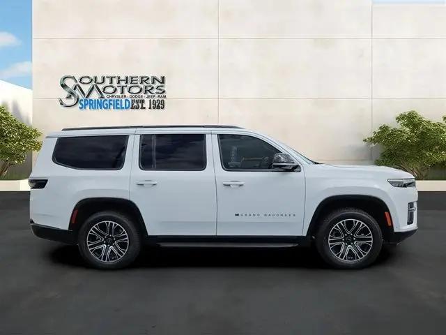 2026 Jeep Grand Wagoneer 4x2