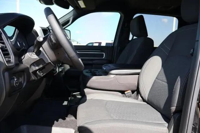 2025 Ram 2500 Big Horn Crew Cab 4x4 6'4" Box