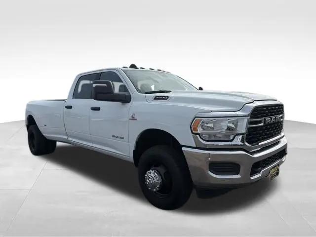 2024 Ram 3500 Big Horn Crew Cab 4x4 8' Box