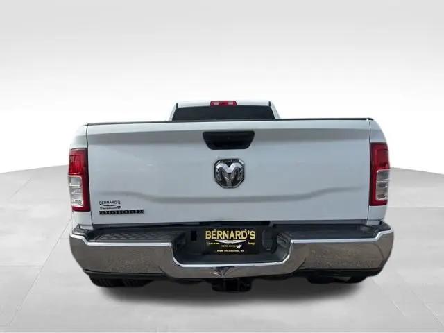 2024 Ram 3500 Big Horn Crew Cab 4x4 8' Box