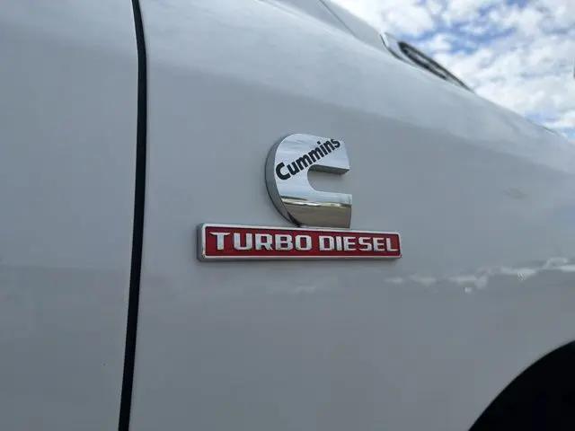 2024 Ram 3500 Big Horn Crew Cab 4x4 8' Box